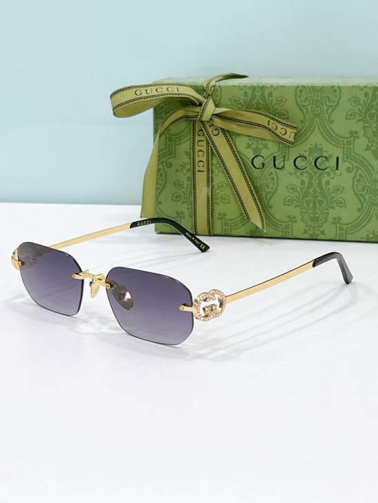 Picture of Gucci Sunglasses _SKUfw79164378fw